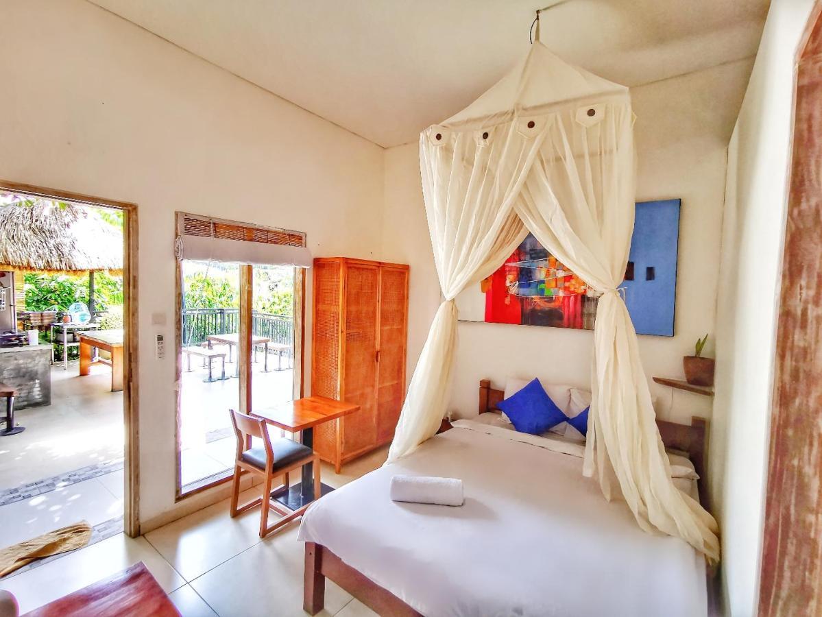 Cornerstone Bali Coworking Hostel Canggu  Exterior photo