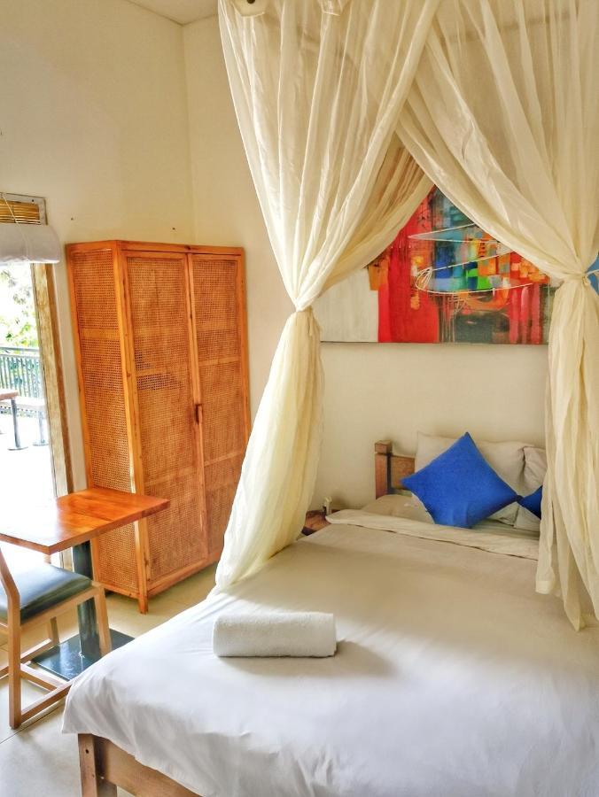 Cornerstone Bali Coworking Hostel Canggu  Exterior photo